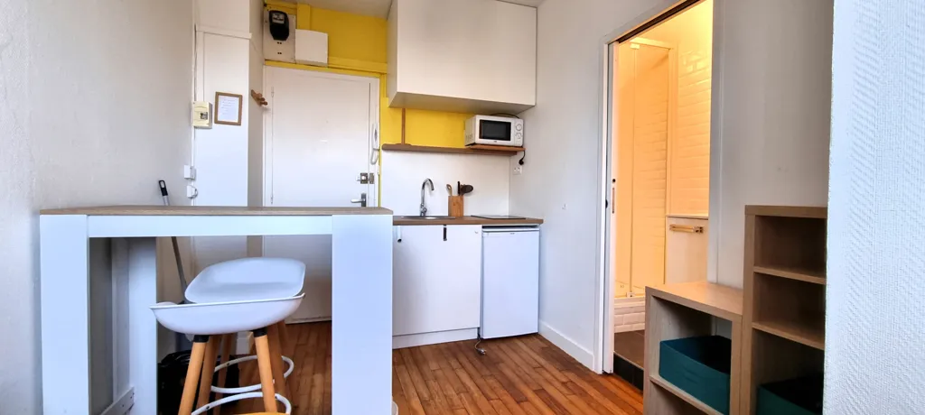 Cuisine - Appartement Meublé avec Chambre Séparée à Rennes