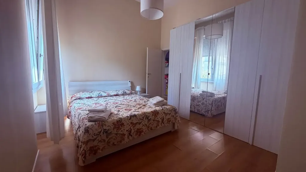 Chambres - Armed Bilocale with Terrace in Florence