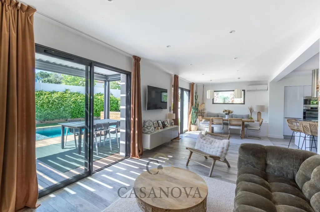 Elutuba - Contemporary Villa with Pool in Saint-Jean-de-Cornies