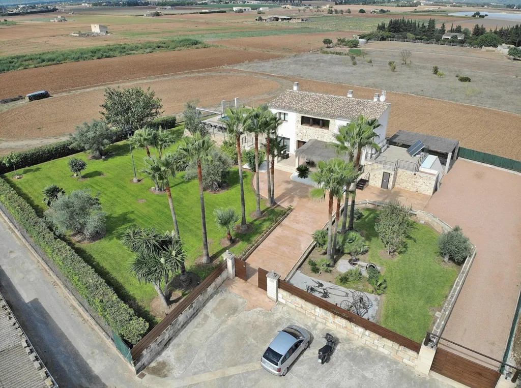 Õhuvaade - Mallorcan Villa with Pool in Muro