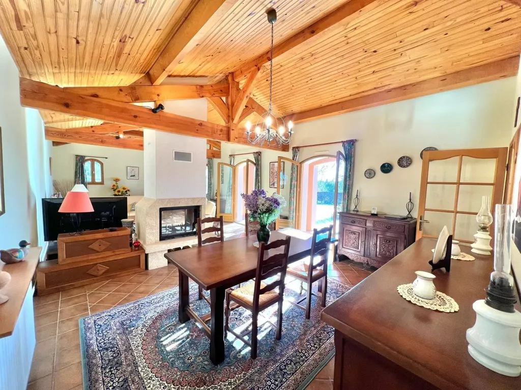 Salle à manger - Villa avec Tour Centrale à Eauze