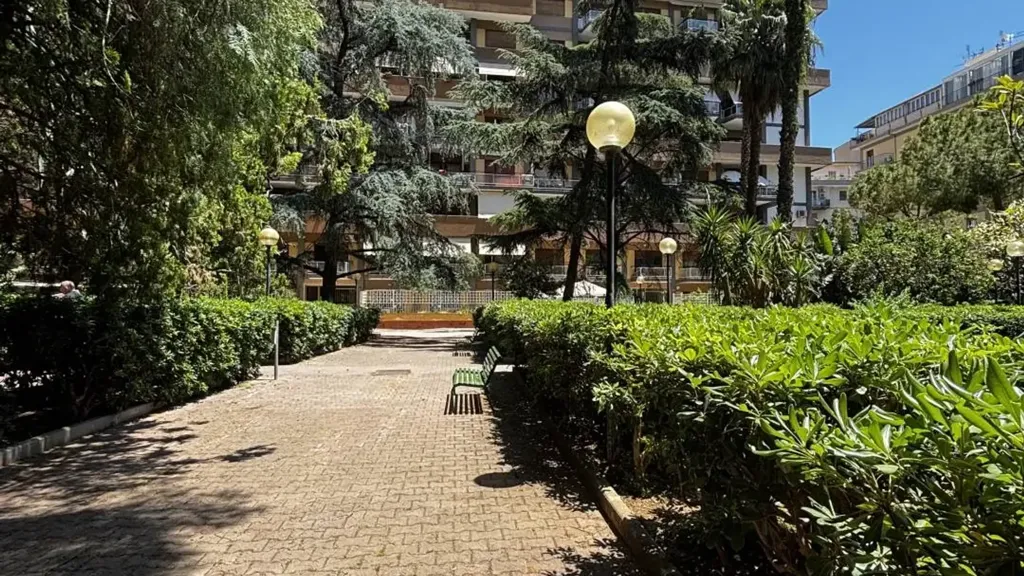 Spacious Apartment with Balcony in Palermo