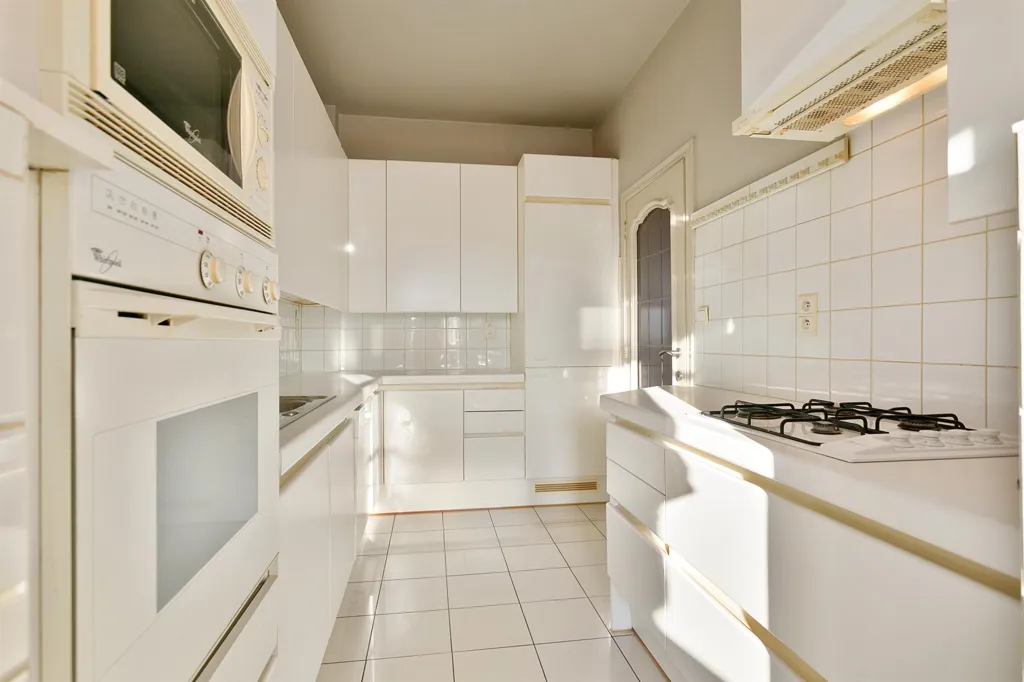 Köök - 1-Bedroom Apartment with Park View in Antwerp