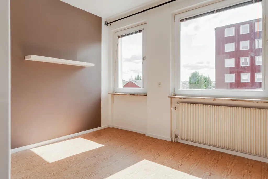 Stanze - Ground Floor Apartment with Balcony in Knalleland