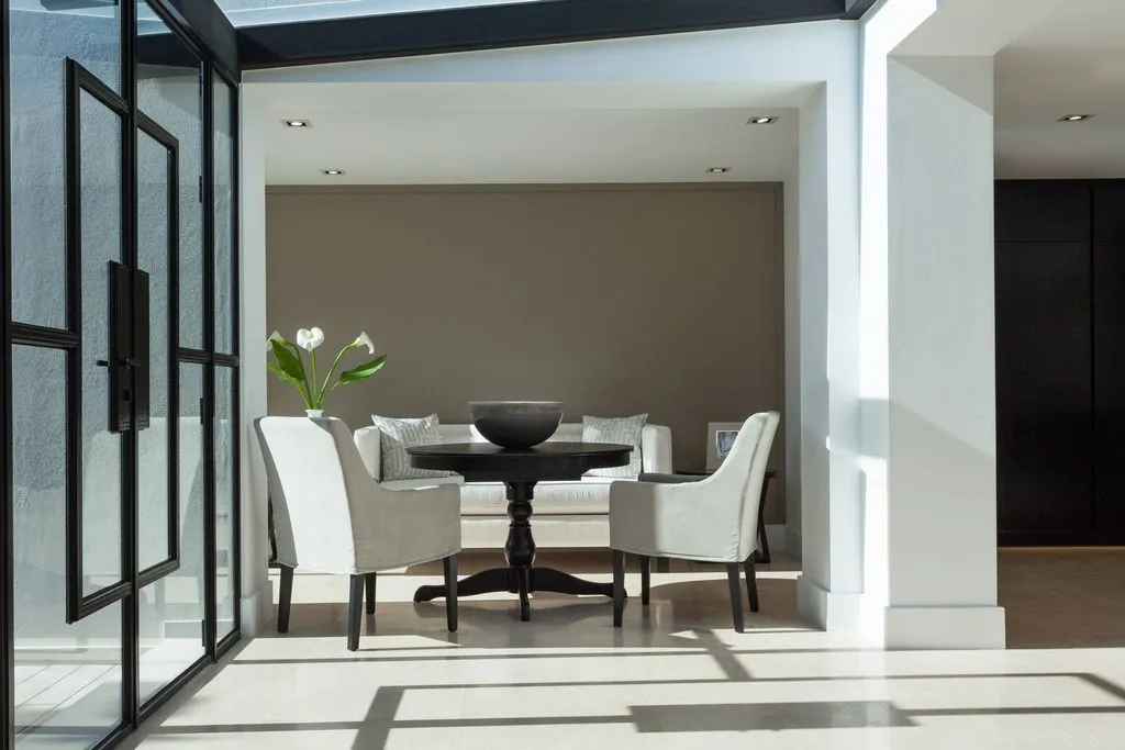 Salle à manger - Contemporary Villa with Golf Views in Nueva Andalucía
