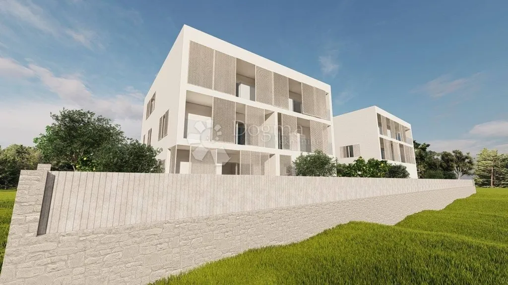 Penthouse with Terrace in Kaštel Gomilica