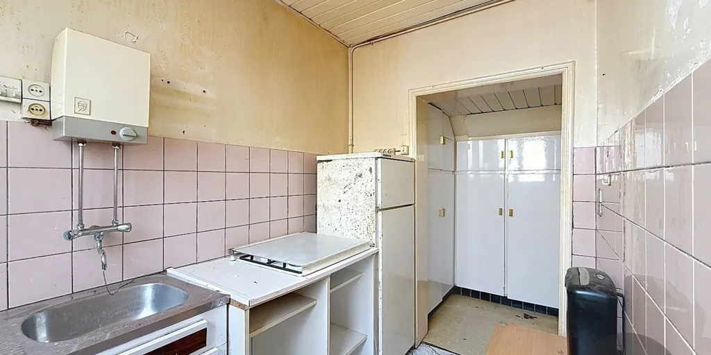 Cuisine - Studio avec Salle de Nuit à Blankenberge, Proche de la Mer