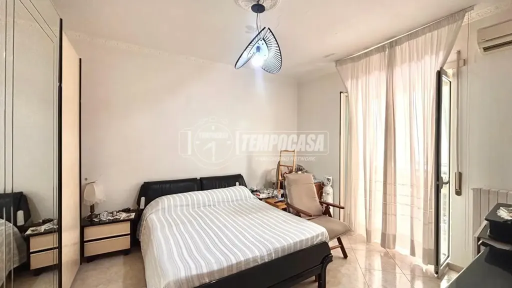 Chambres - Apartment with Triple Exposure in Naples