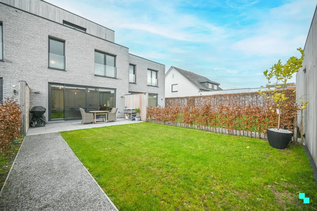 Giardino - Eco-Friendly Modern House with Terrace in Waregem