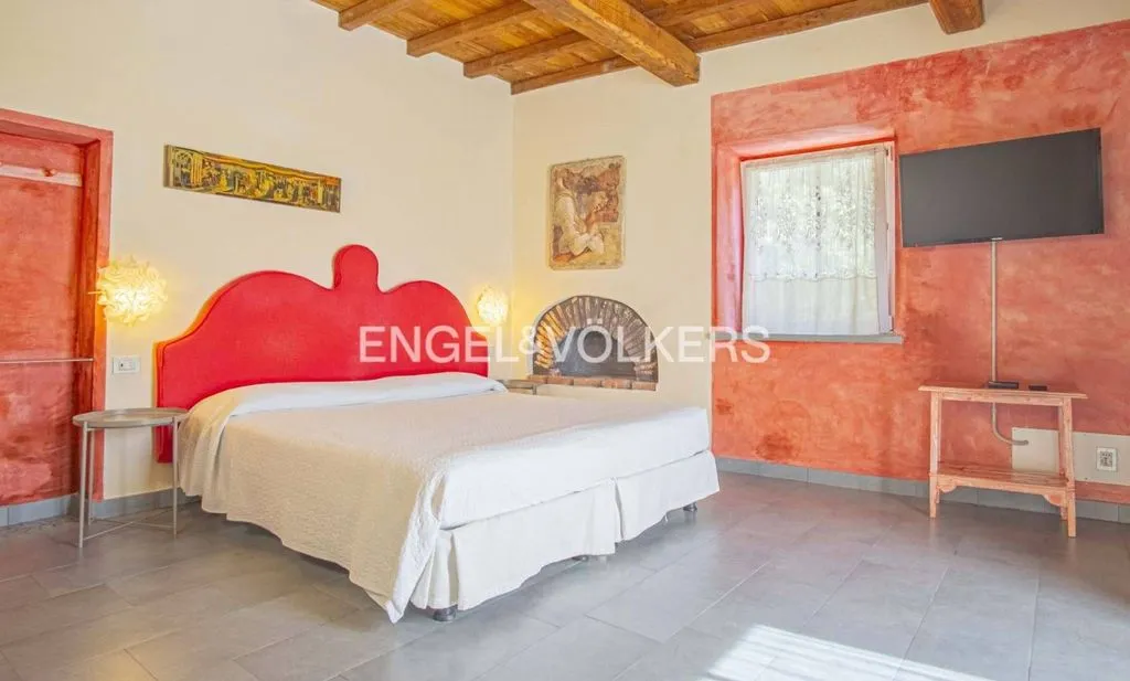 Chambres - Historic Luxury Hotel with Panoramic Views in Carasco