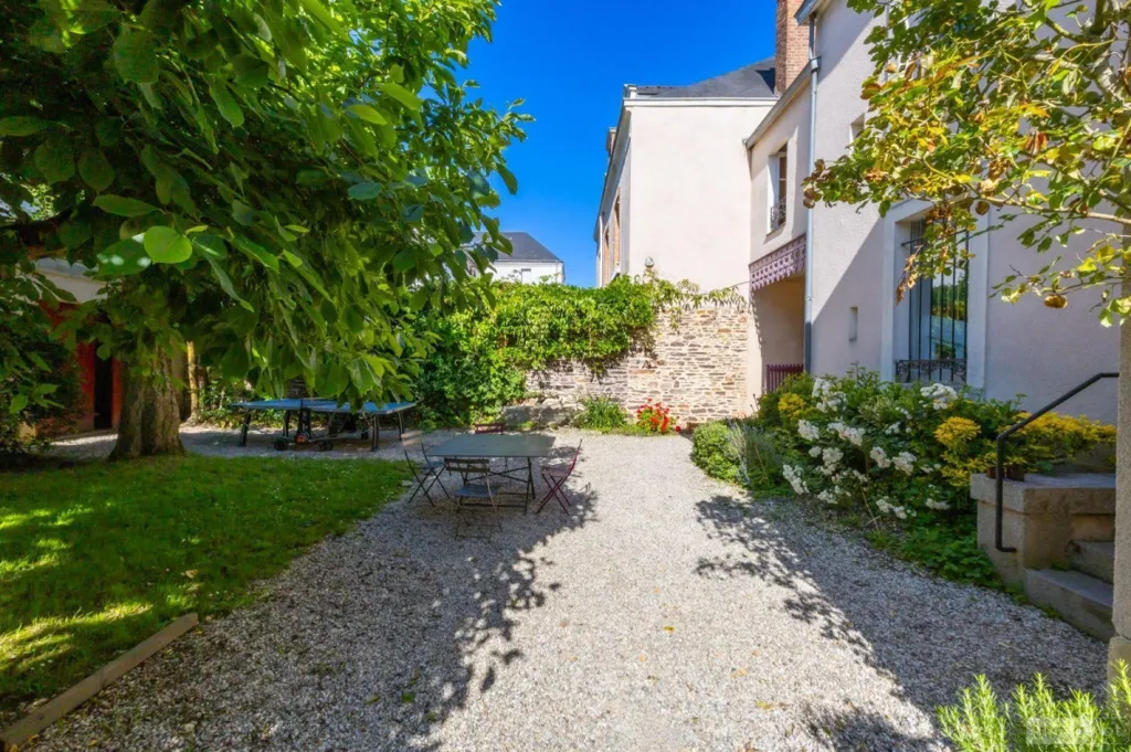 Jardin - Maison de Caractère avec Jardin Clos à Rennes