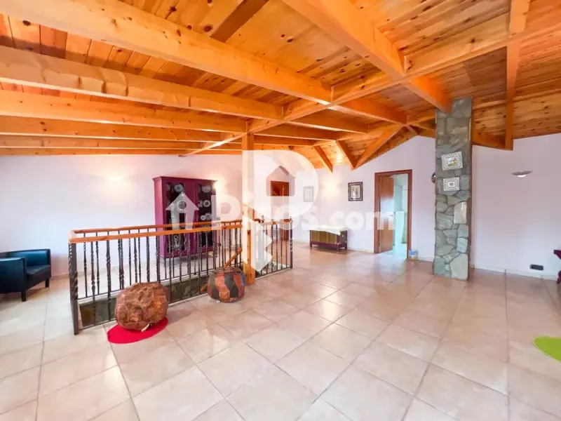 Séjour - Chalet with Jacuzzi in Vallirana