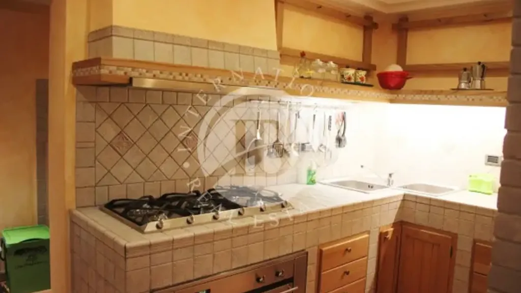 Cuisine - Villa with Private Garden in Tortoreto