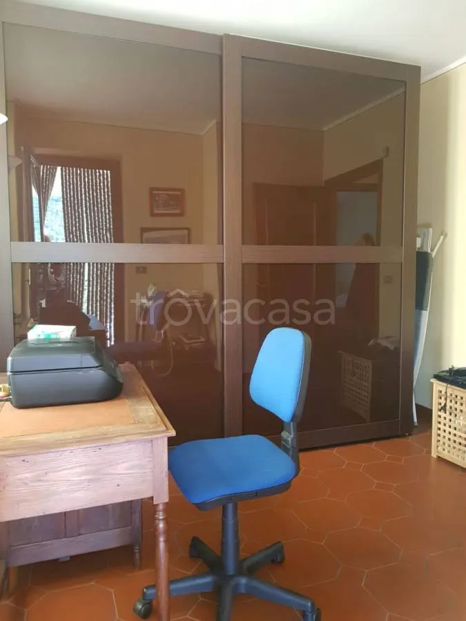 Bureau - Villa with Garden and Terraces in Torre Pellice