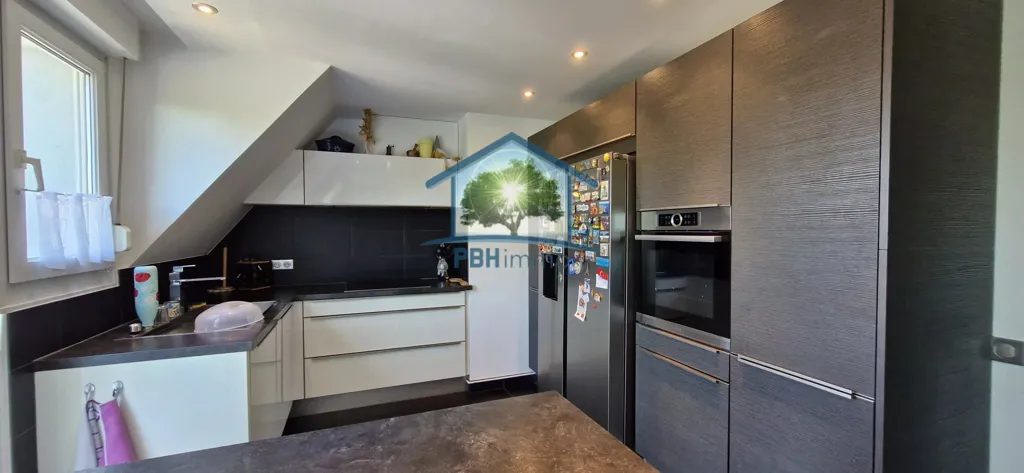 Cuisine - Appartement Duplex avec 3 Espaces Extérieurs à Ingwiller