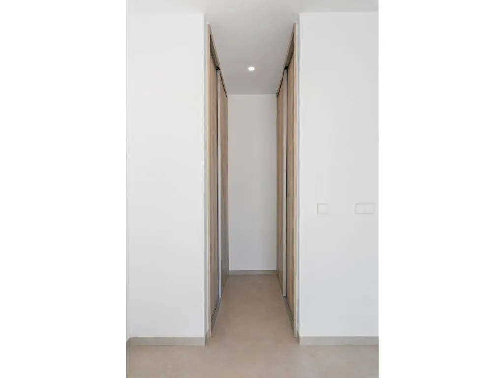 hallway_entrance