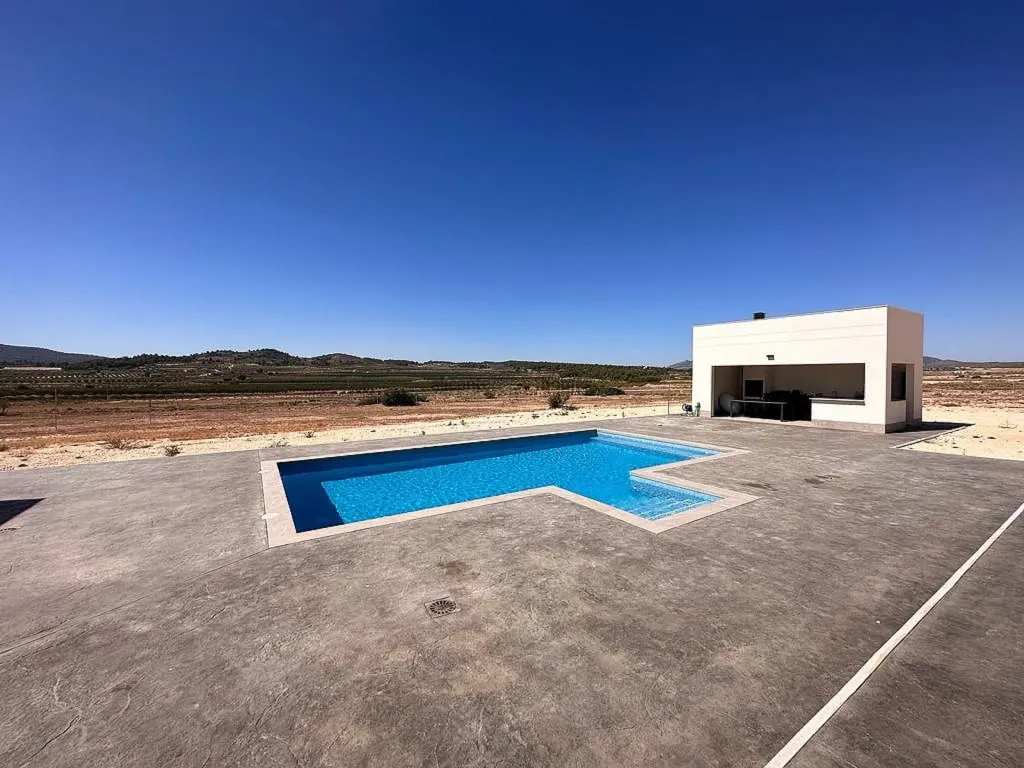 pool_area