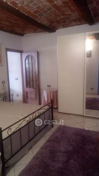 Camere da letto - Rustic 2-Bedroom Flat in Asti