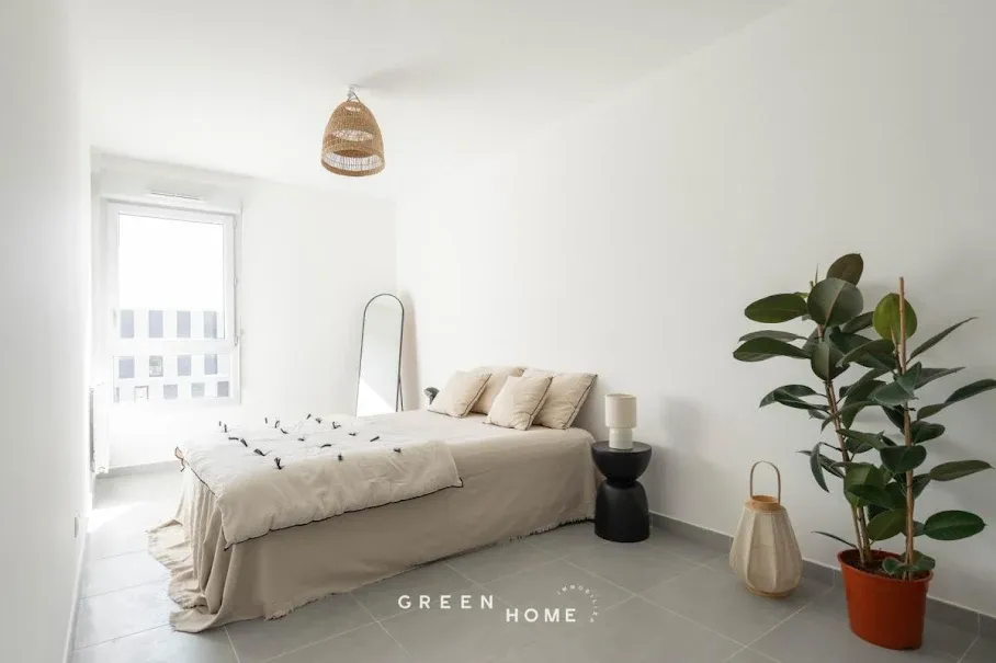 Magamistoad - 5-Piece Apartment with Terrace in Aubagne