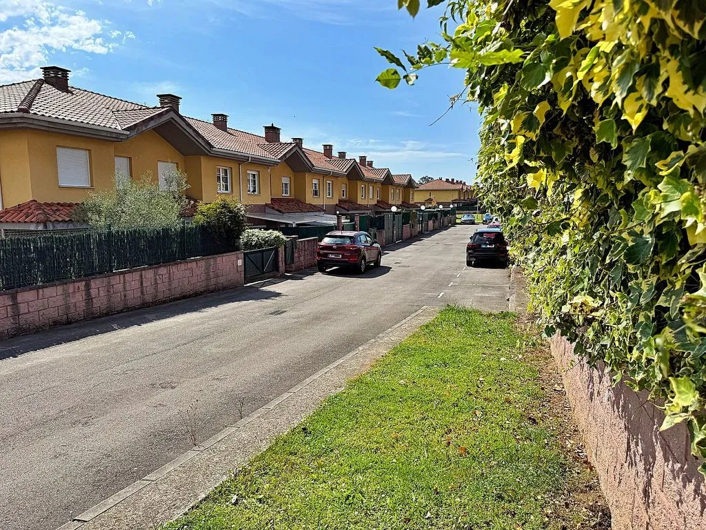 Extérieur - Semi-Detached House with Pool in Llanera