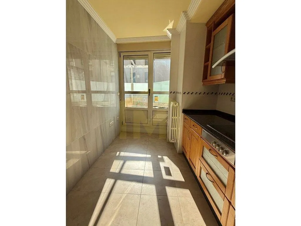 Kitchen - Sunny Apartment with Terrace in Rosal