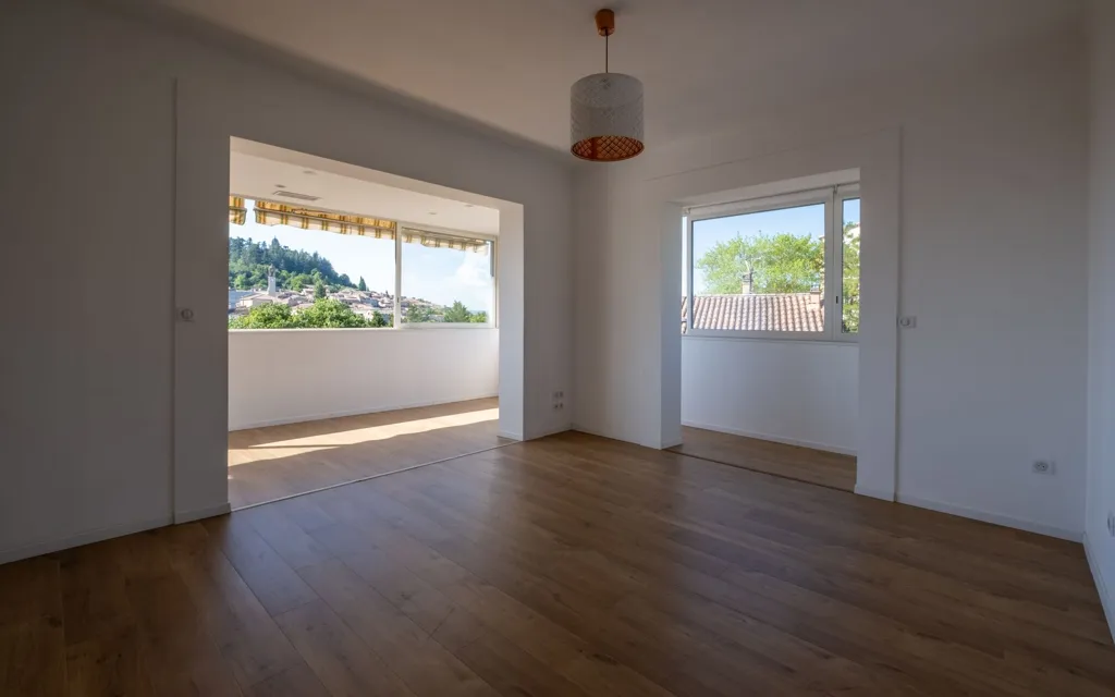 Toad - Two-Appartment House with Garden in Forcalquier