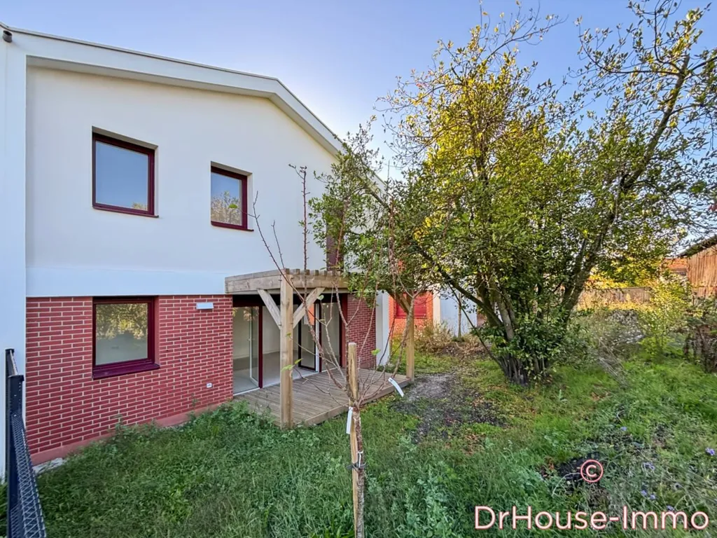Välivaade - Contemporary Maison with Terraces in Mérignac