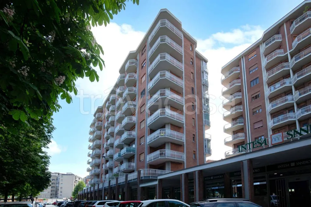 Esterno - Rearfitted Apartment with Balcony in Turin