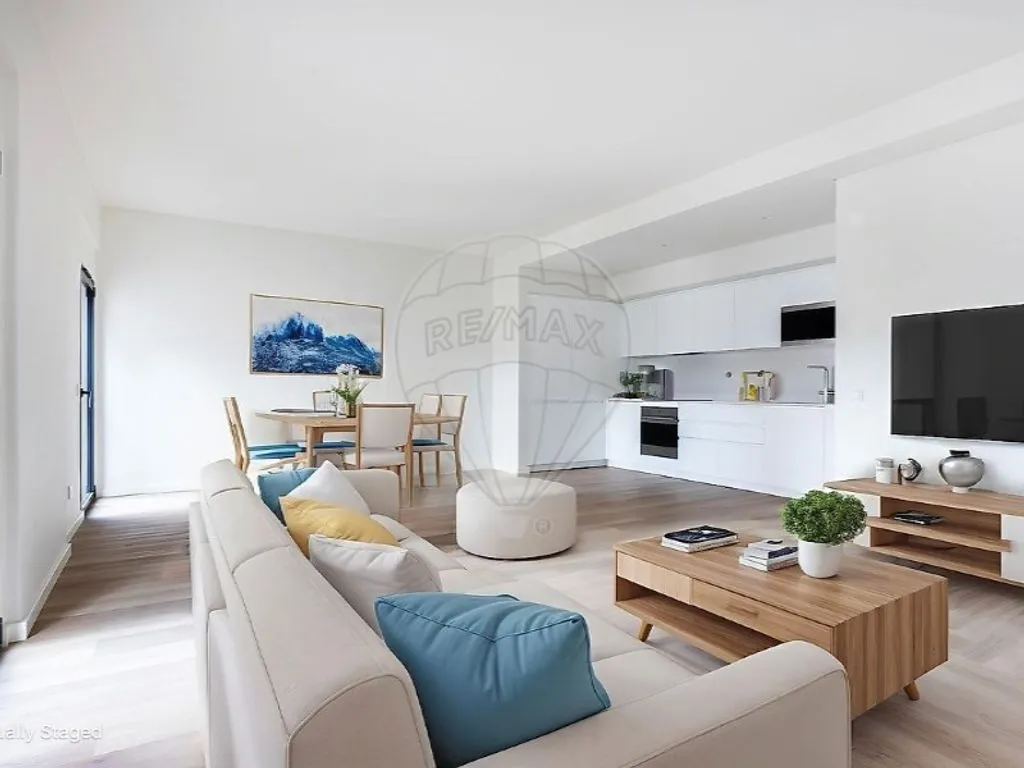 Elutuba - New 4-Bedroom Flat with River Views in Miraflores