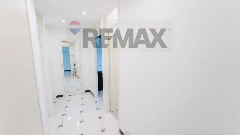 Esik - Shared Apartment with Balcony near Bicocca, Milan