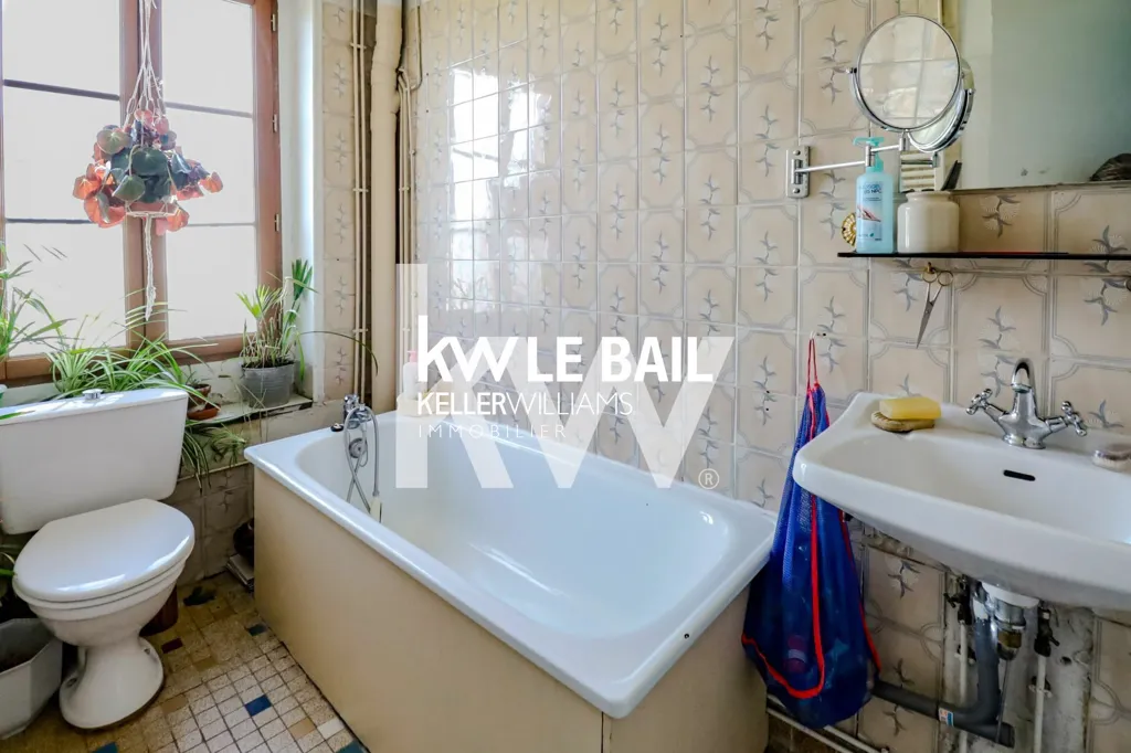 Vannitoad - Stone Town House with Garden in Sagy