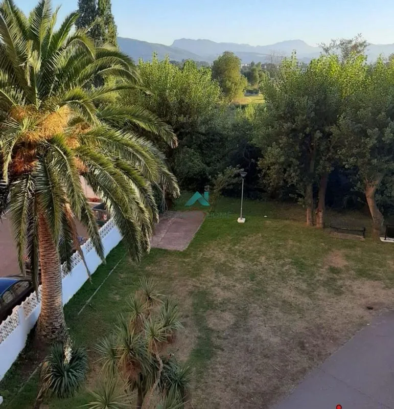 Jardin - Luxury Flat with Private Garden in Laredo