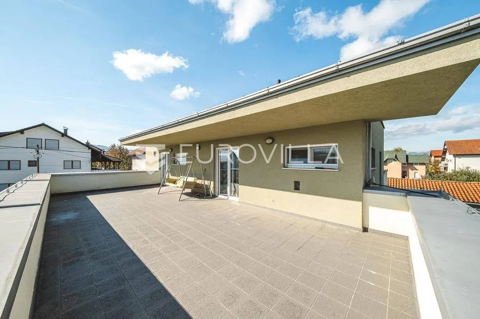 Terrass - Modern Villa with Office in Samobor Centre