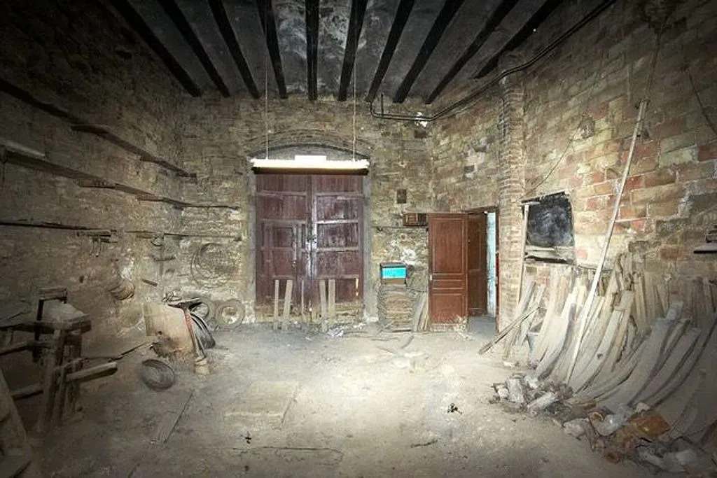 Toad - Terraced House with Private Patio in Tàrrega
