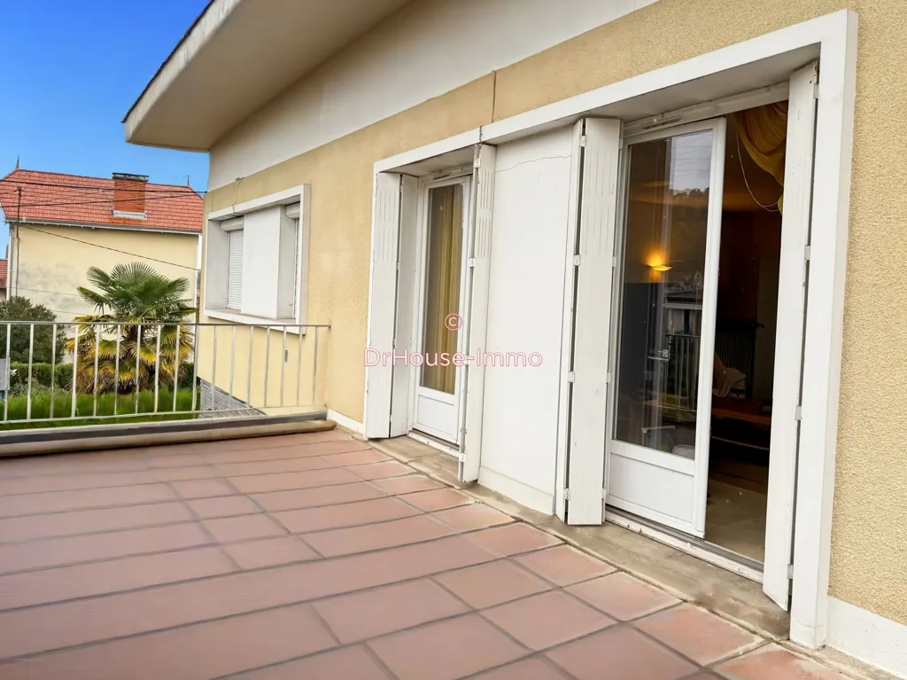 Terrasse - Maison avec Local Commercial à Trelissac