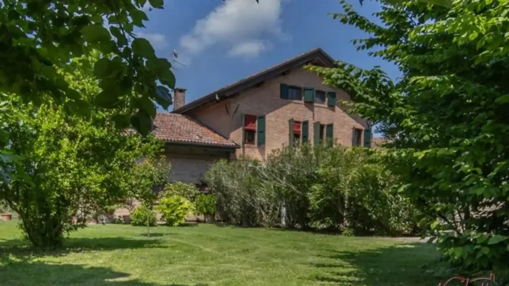 Aed - Villa with Garden in Copparo, Ferrara