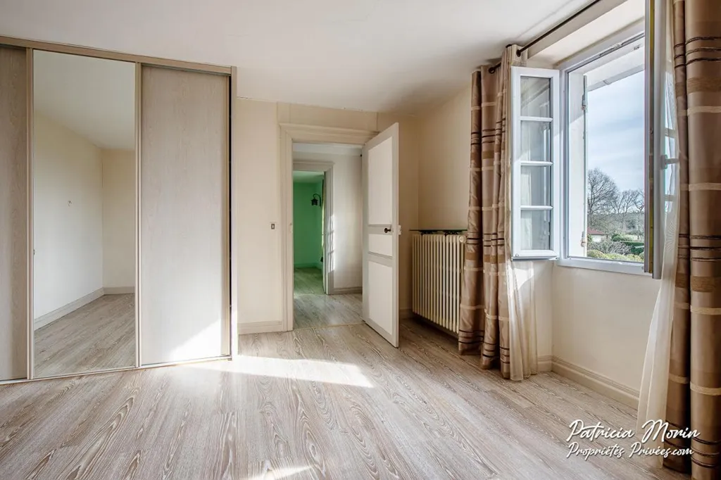Chambres - Maison de Caractère avec Terrain Constructible à Hinx