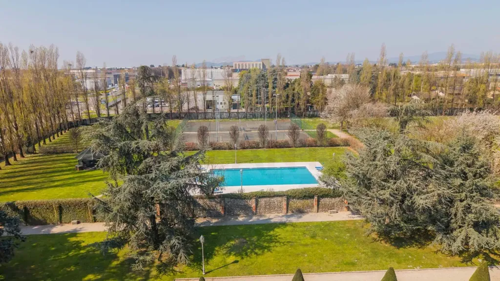 Õhuvaade - Duplex in Exclusive Residence, Castegnato