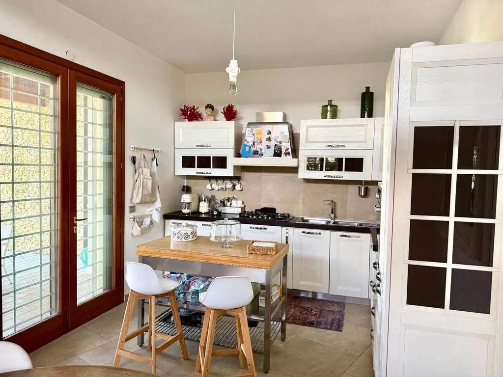 Cucina - Villa con piscina in residence di lusso a Vallerano