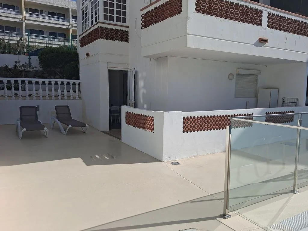 Piscine - 1-Bedroom Apartment with Pool in San Agustín