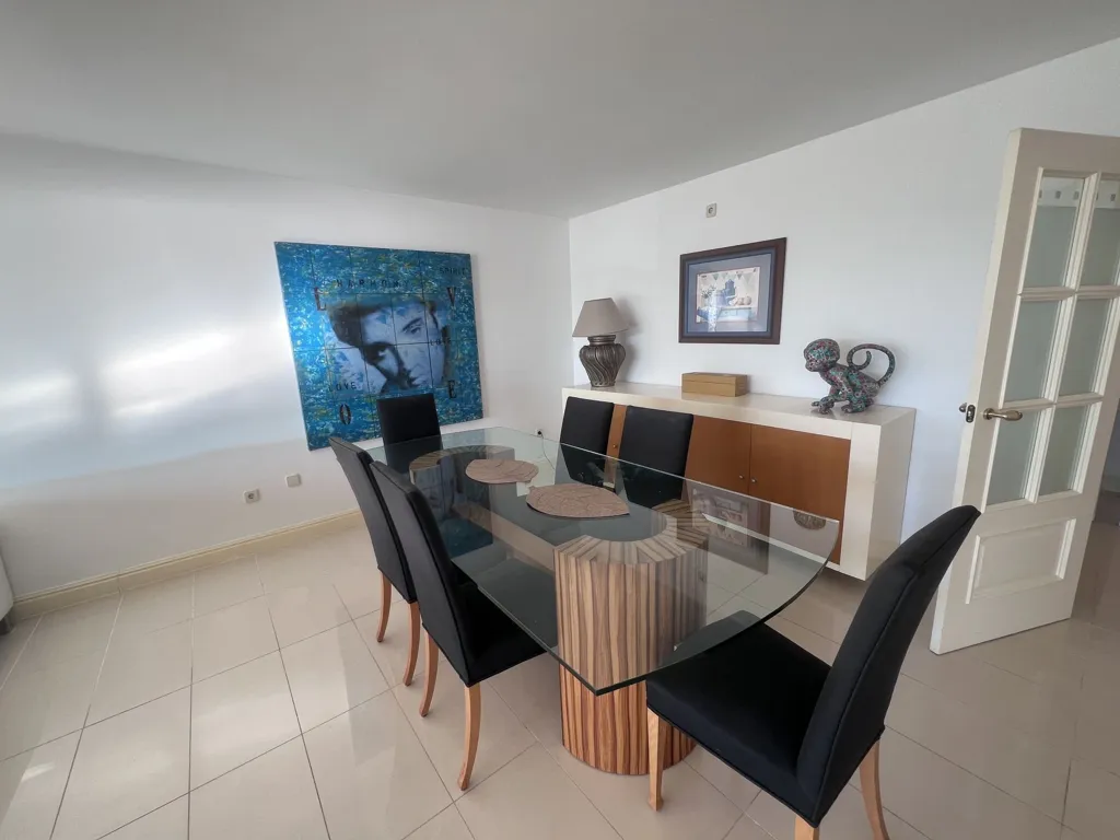 Salle à manger - Penthouse with Private Solarium on Seafront Promenade