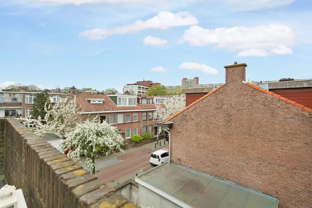 Esterno - Charming Upper Flat with Balcony in The Hague