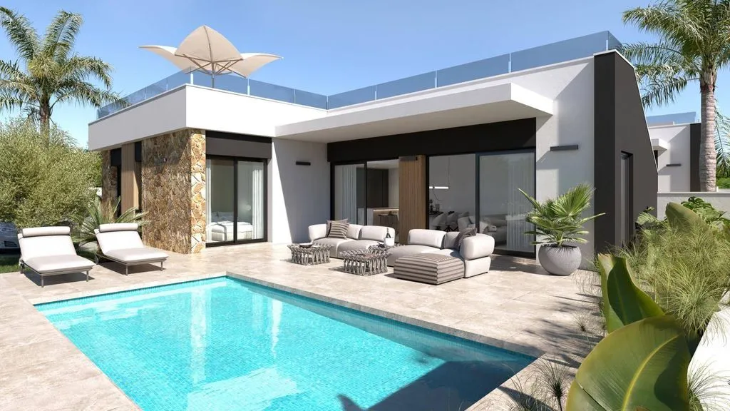 Luxury Villa with Pool in Quesada, Valencia