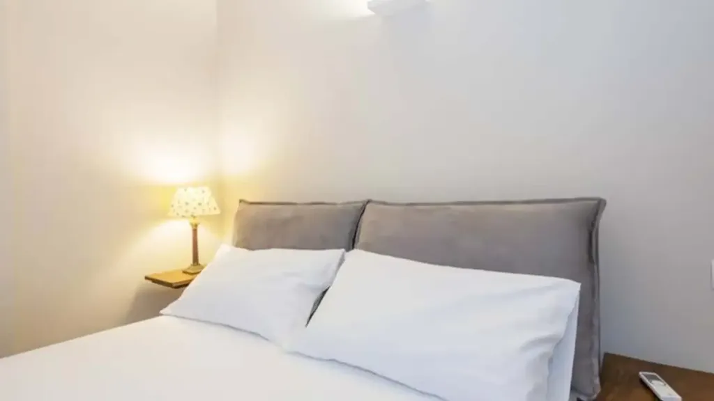 Chambres - Elegant Two-Room Apartment in Milan