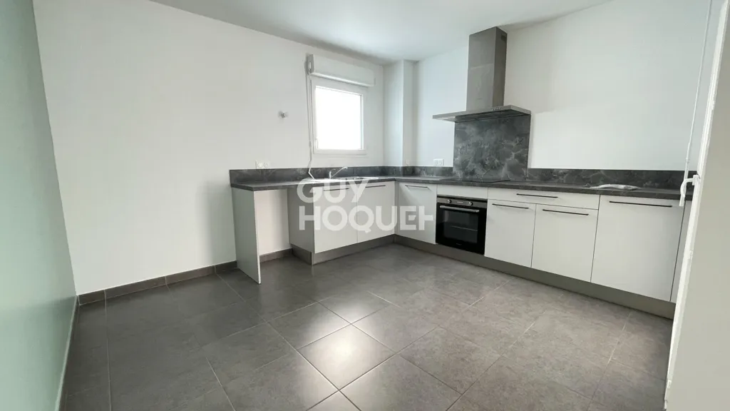 Köök - Flat with Terrace in Perpignan