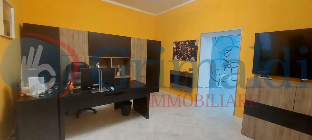 Office - Fully Rented Apartment with Solar Panels in Avellino