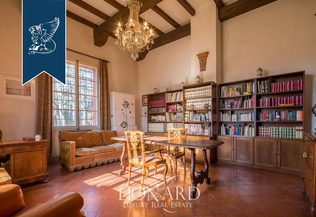 Bureau - Historic Villa with 360° View in Zola Predosa