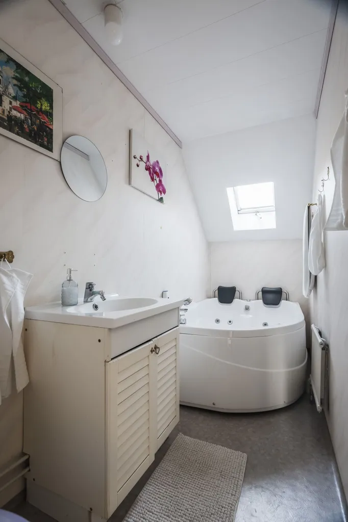 Vannitoad - Apartment with Balcony in Andersberg