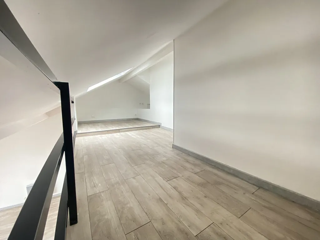 Stanze - Studio with Mezzanine in Rueil Malmaison