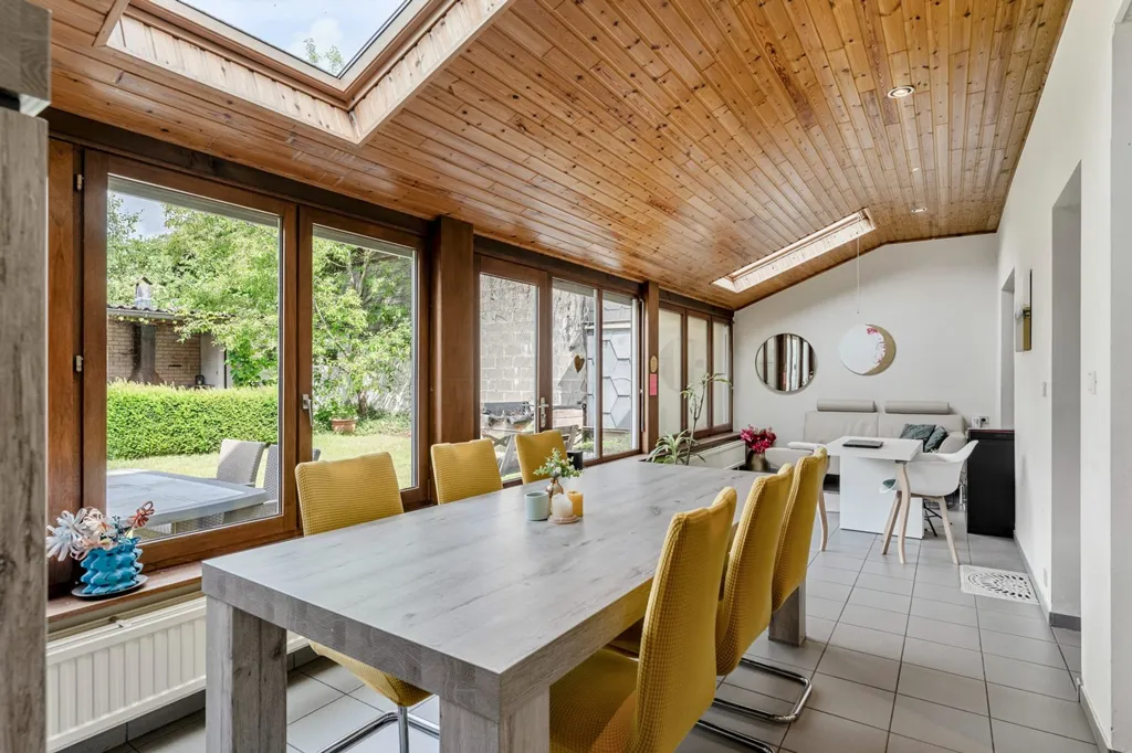 Dining Room - Spacious House with Garden in Oud-Heverlee